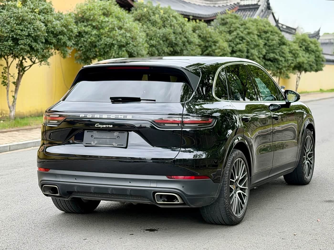 Porsche Cayenne 2021 — Фото 6/19