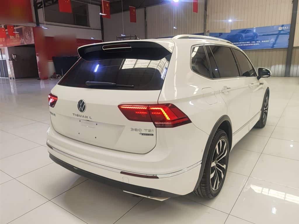 Volkswagen Tiguan L 2021 — Фото 7/20