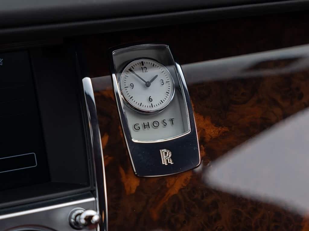 Rolls-Royce Ghost 2013 — Фото 17/20