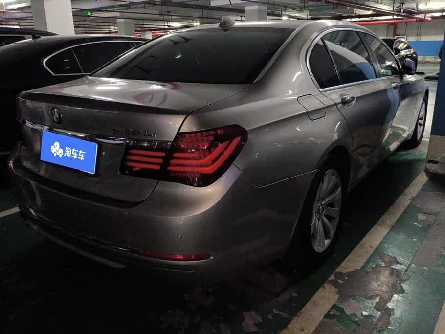 BMW 7 Series 2013 — Фото 3/16