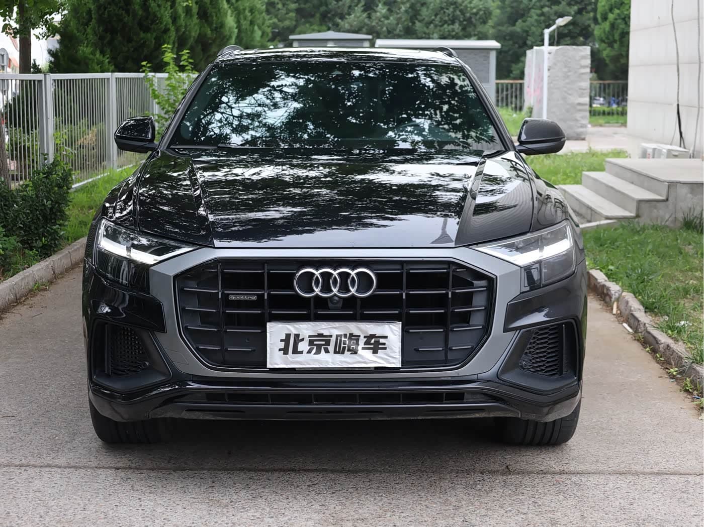 Audi Q8 2020 — Фото 2/18