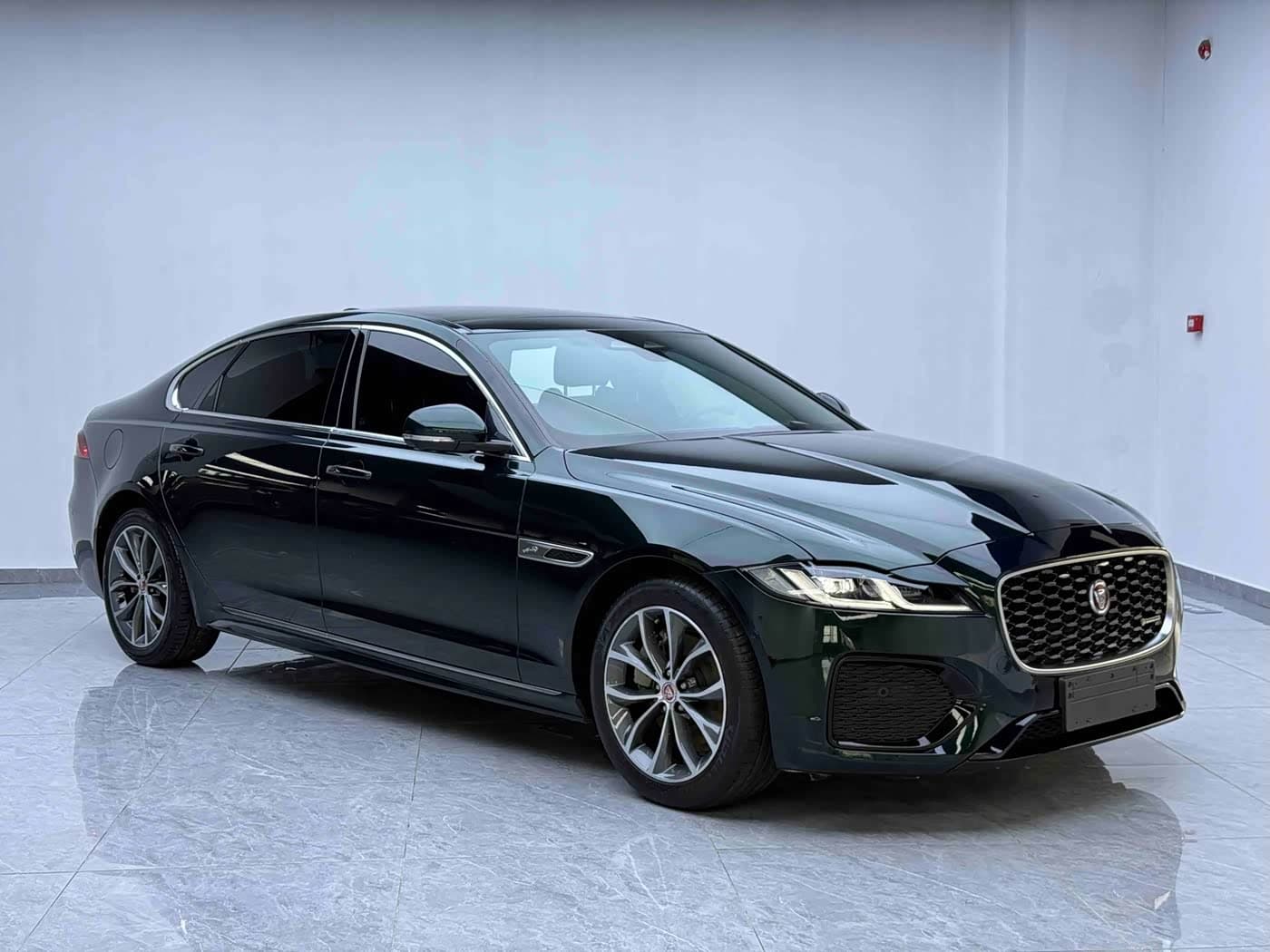 Jaguar XFL 2023 — Фото 3/14