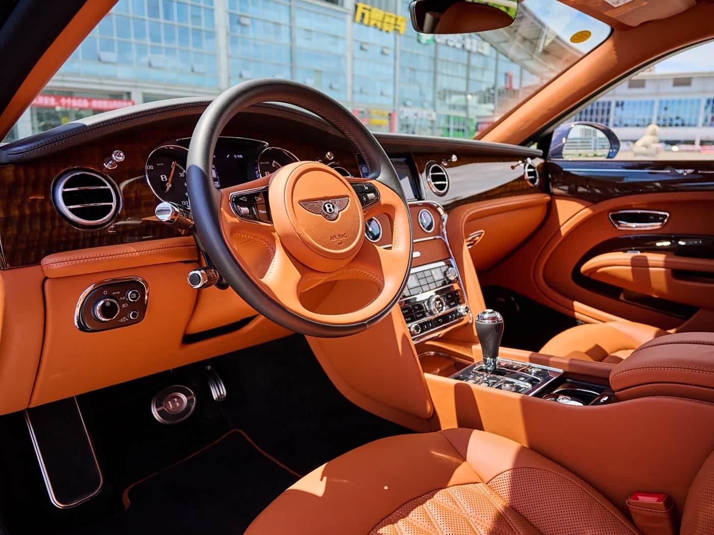 Bentley Mulsanne 2017 — Фото 11/20