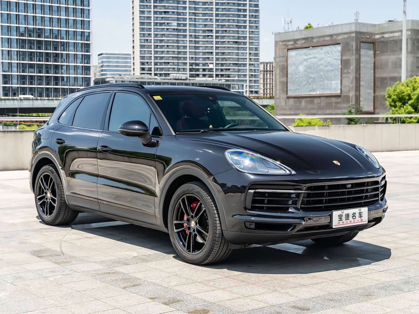 Porsche Cayenne 2018 — Фото 7/20