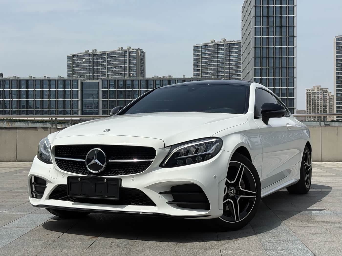 Mercedes-Benz C-Class 2023 — Фото 2/16