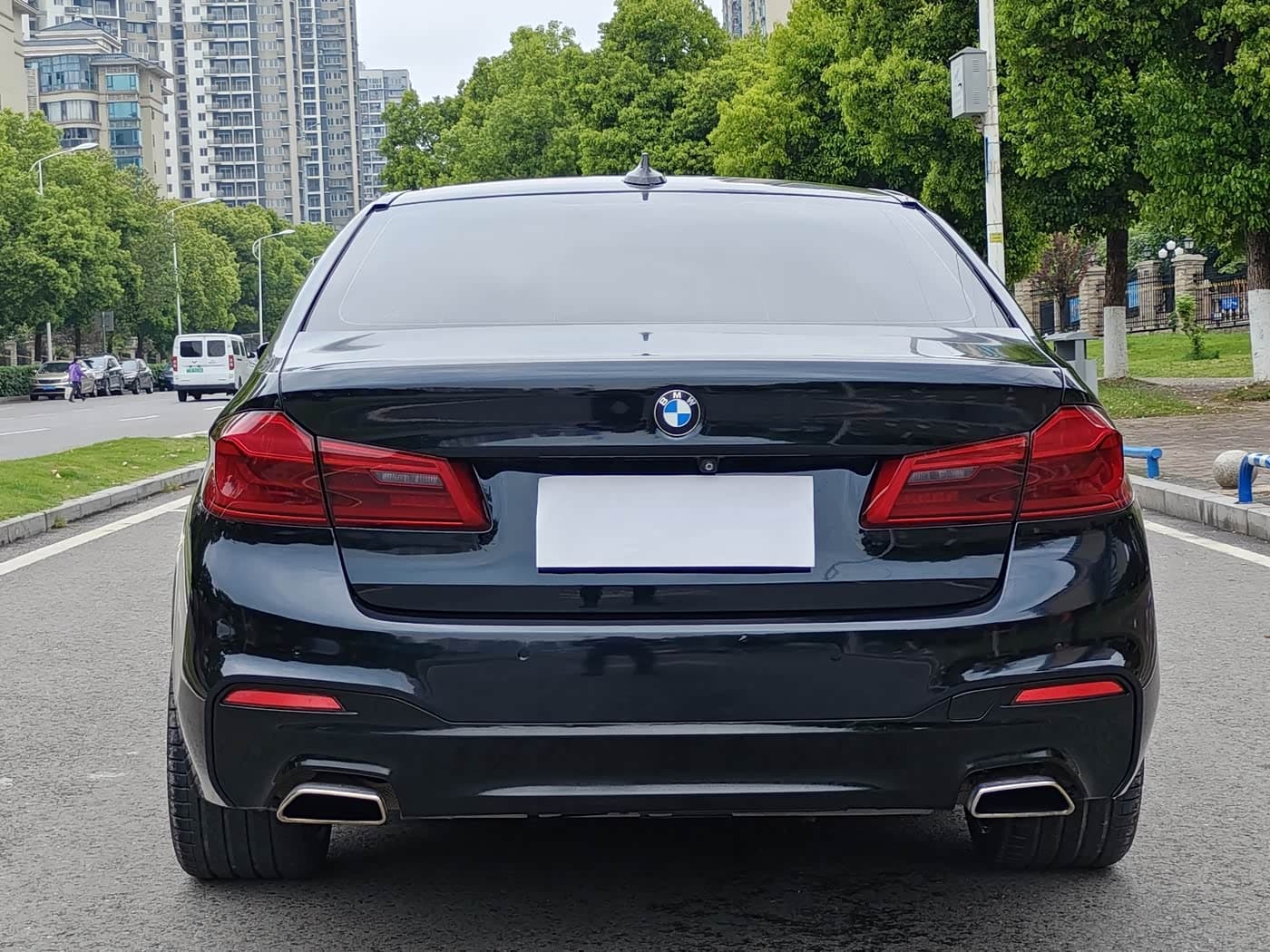 BMW 5 Series 2019 — Фото 5/18