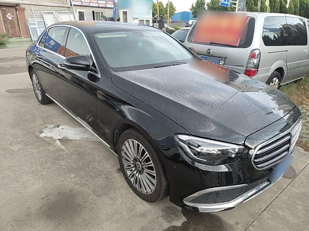 Mercedes-Benz E-Class 2023 — Фото 4/20