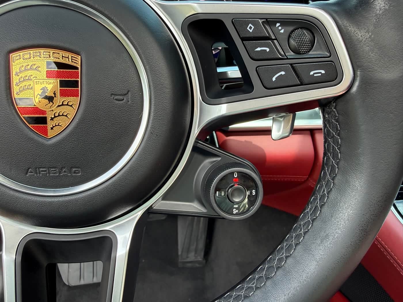 Porsche Panamera 2019 — Фото 16/17