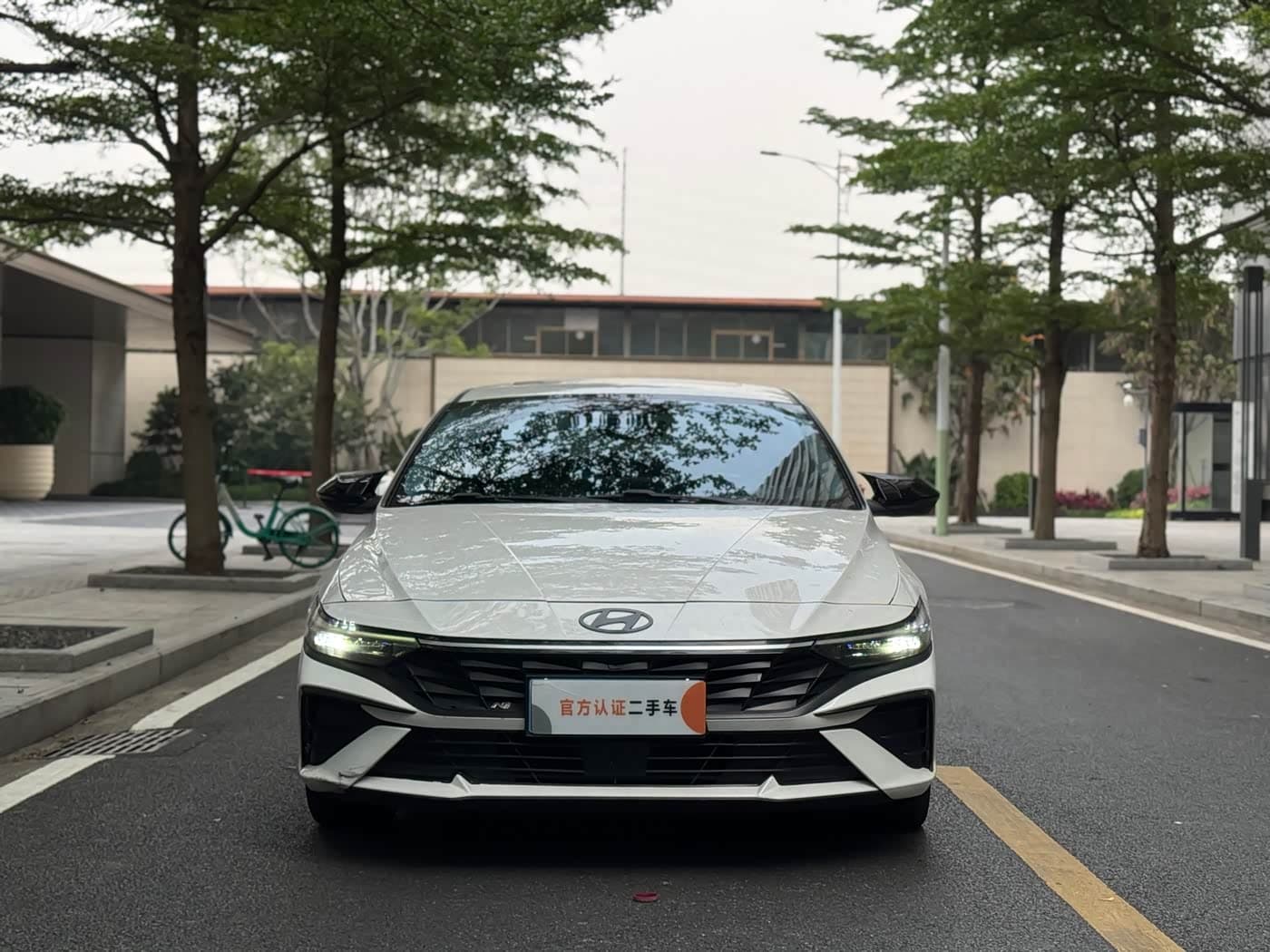 Hyundai Elantra 2024 — Фото 2/17