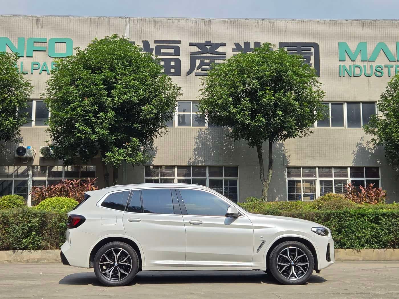 BMW X3 2023 — Фото 7/10