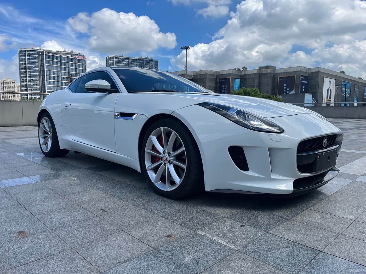 Jaguar F-TYPE 2015 — Фото 3/14