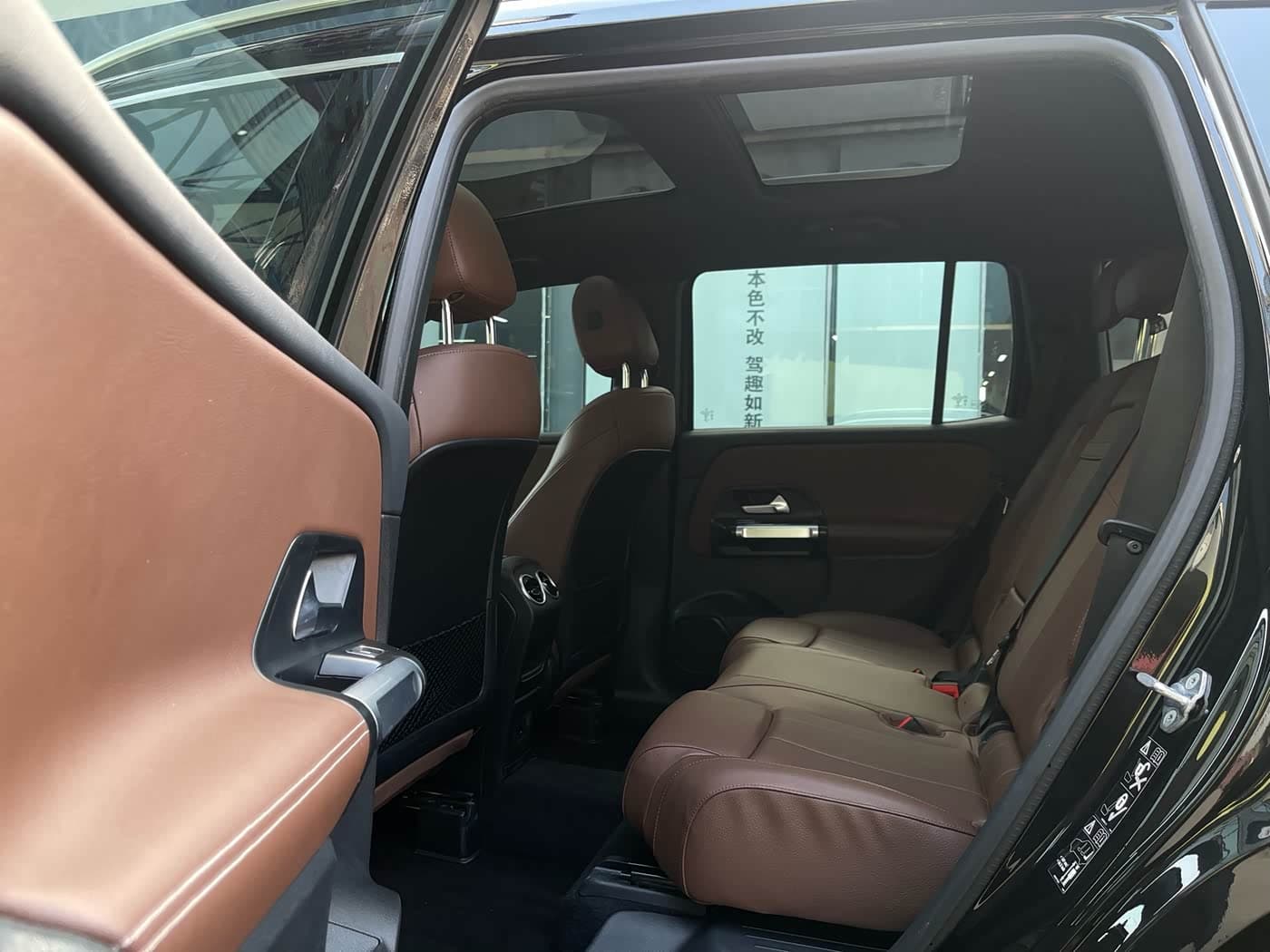 Mercedes-Benz GLB 2023 — Фото 11/20