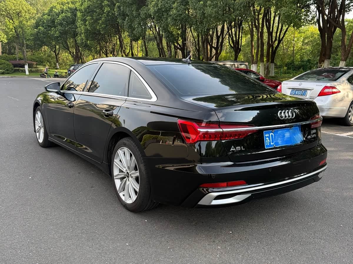 Audi A6L 2023 — Фото 3/10