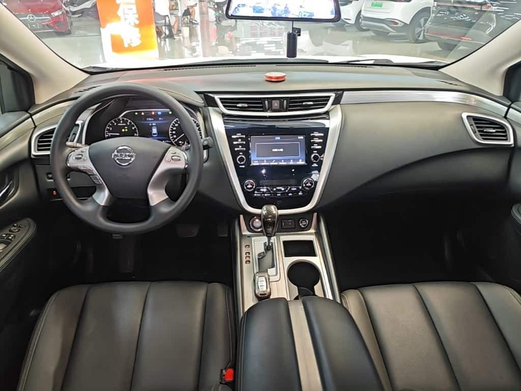 Nissan Murano 2021 — Фото 10/20