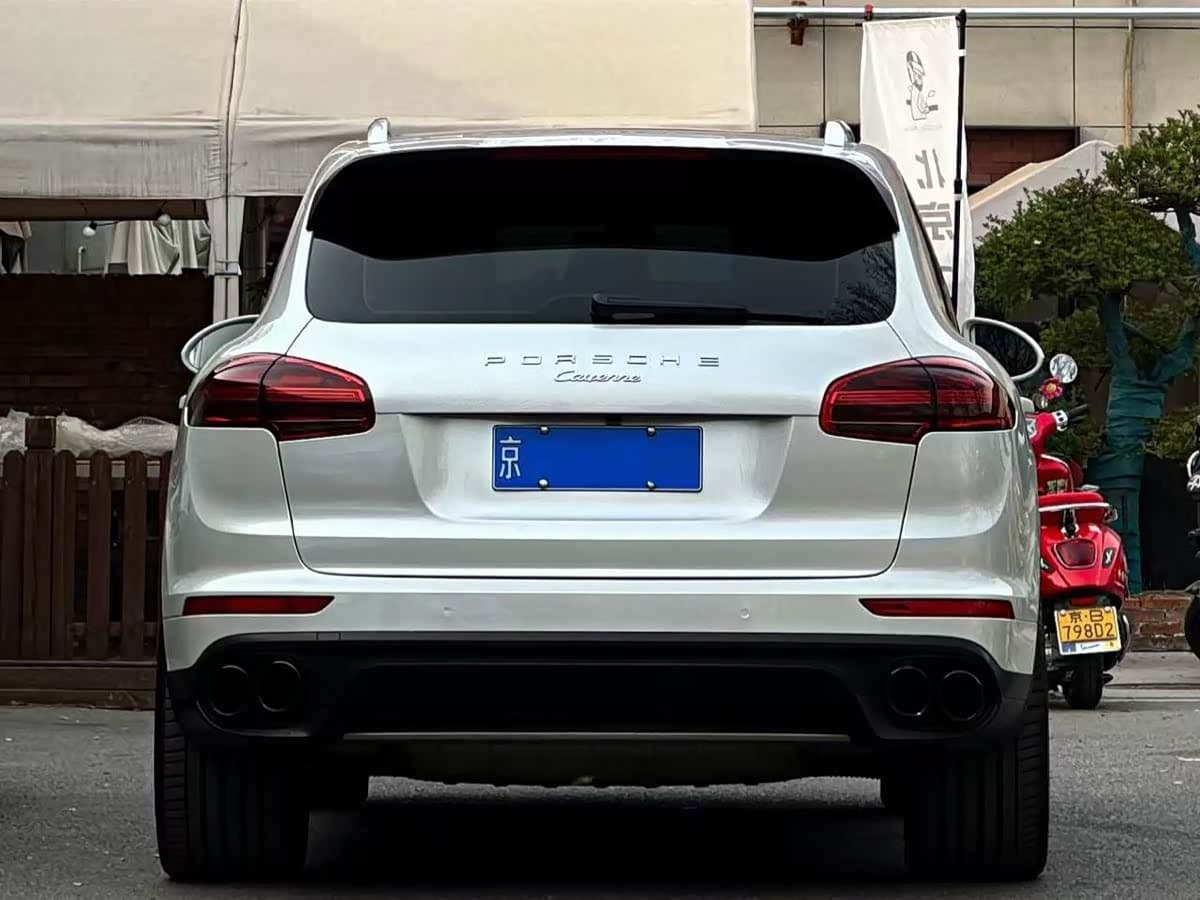 Porsche Cayenne 2015 — Фото 10/11