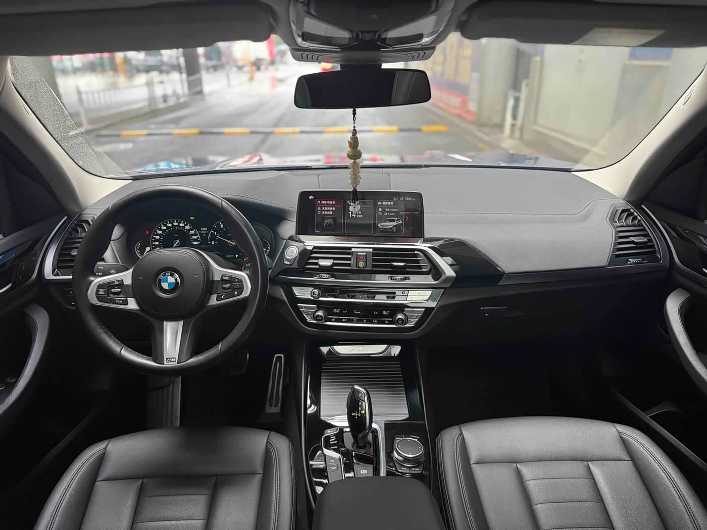 BMW X3 2019 — Фото 16/17