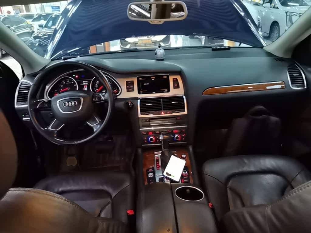 Audi Q7 2015 — Фото 10/20