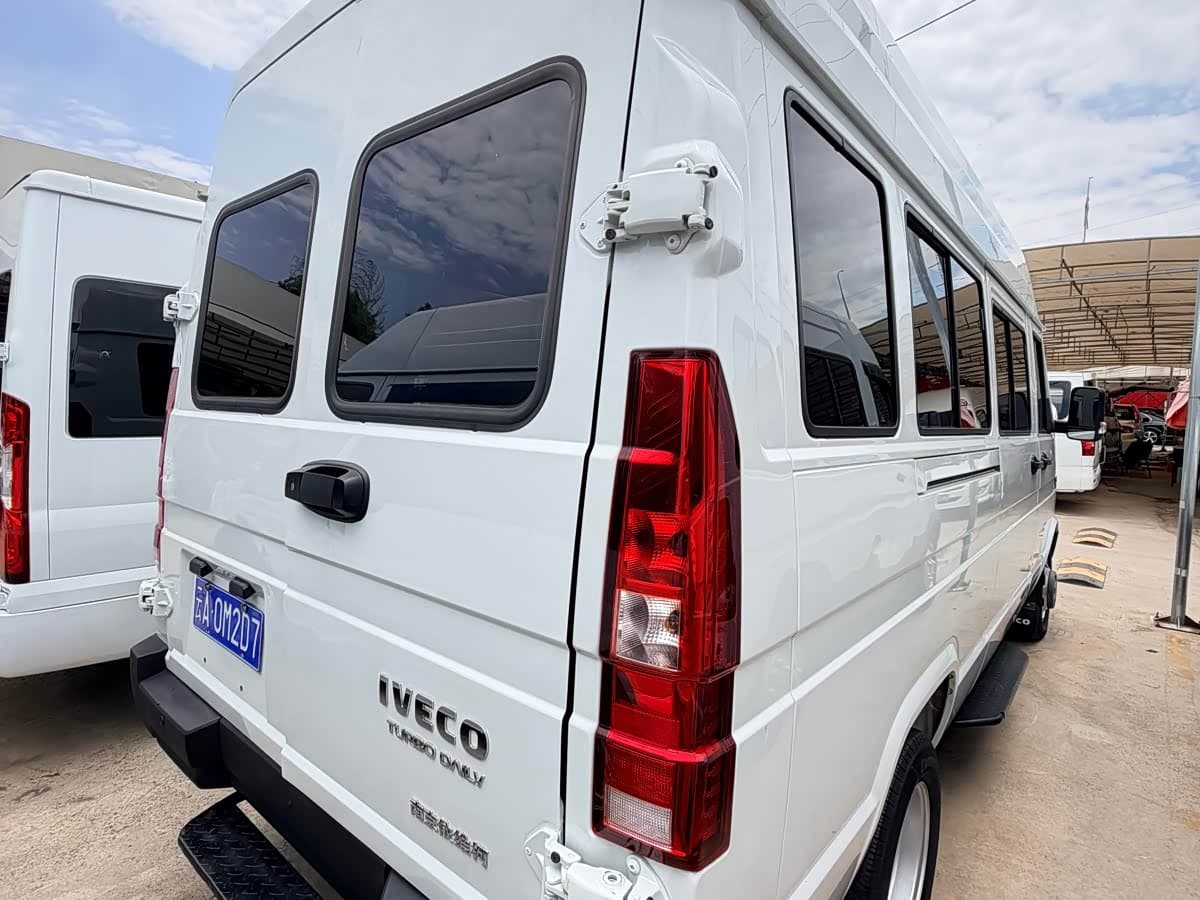 Iveco Daily 2024 — Фото 3/17