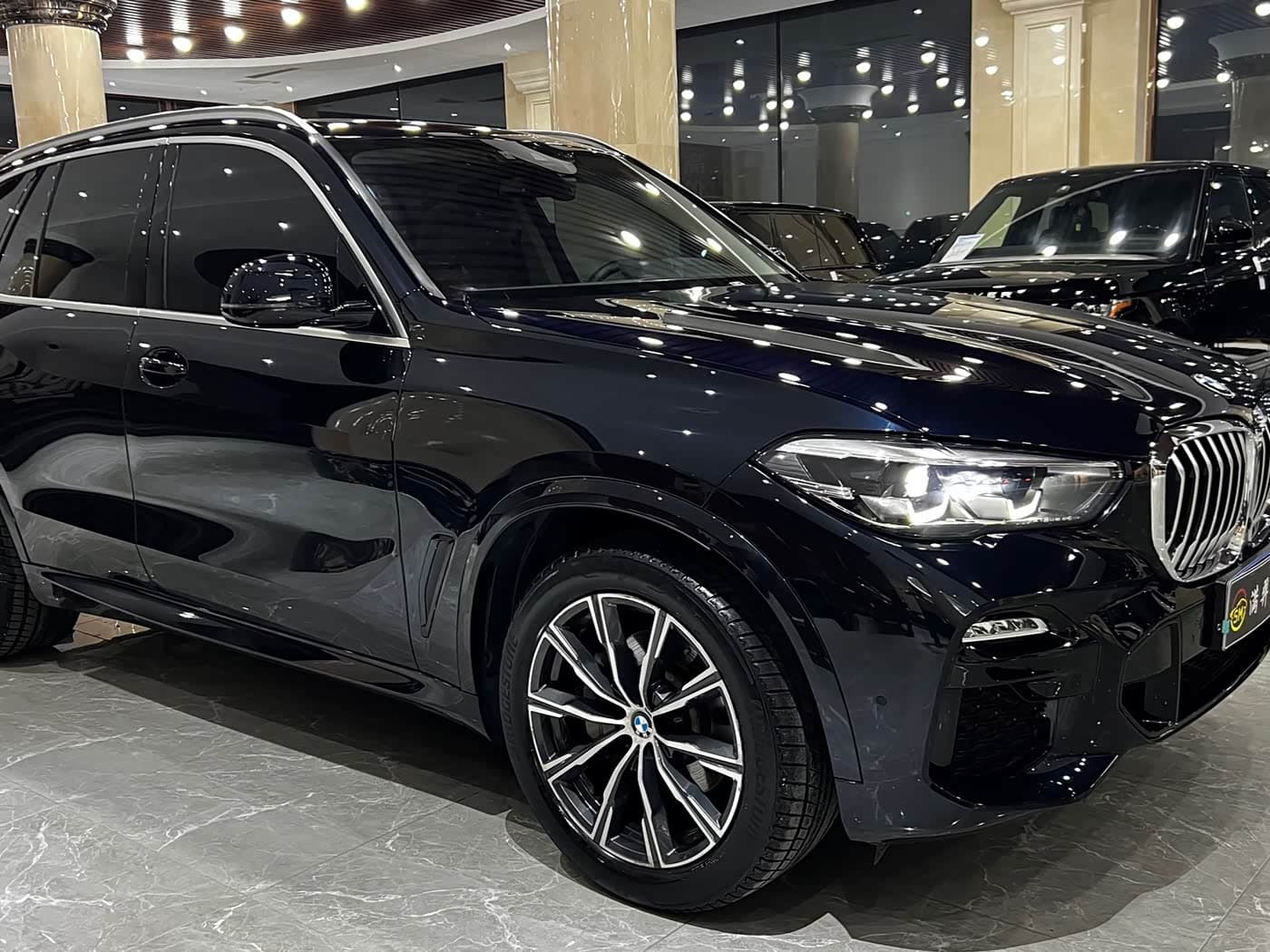 BMW X5 2021 — Фото 3/20