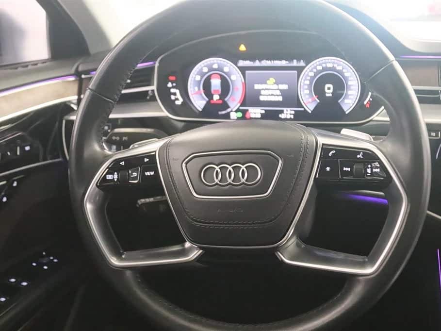 Audi A8 2020 — Фото 6/20