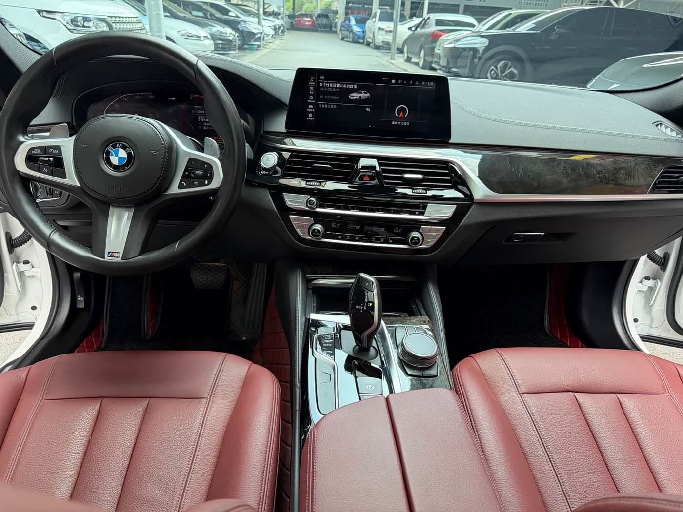 BMW 5 Series 2020 — Фото 16/20