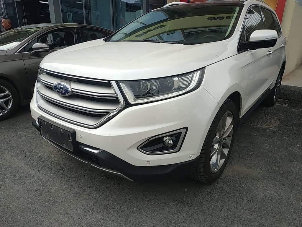 Ford Edge 2018 — Фото 18/20