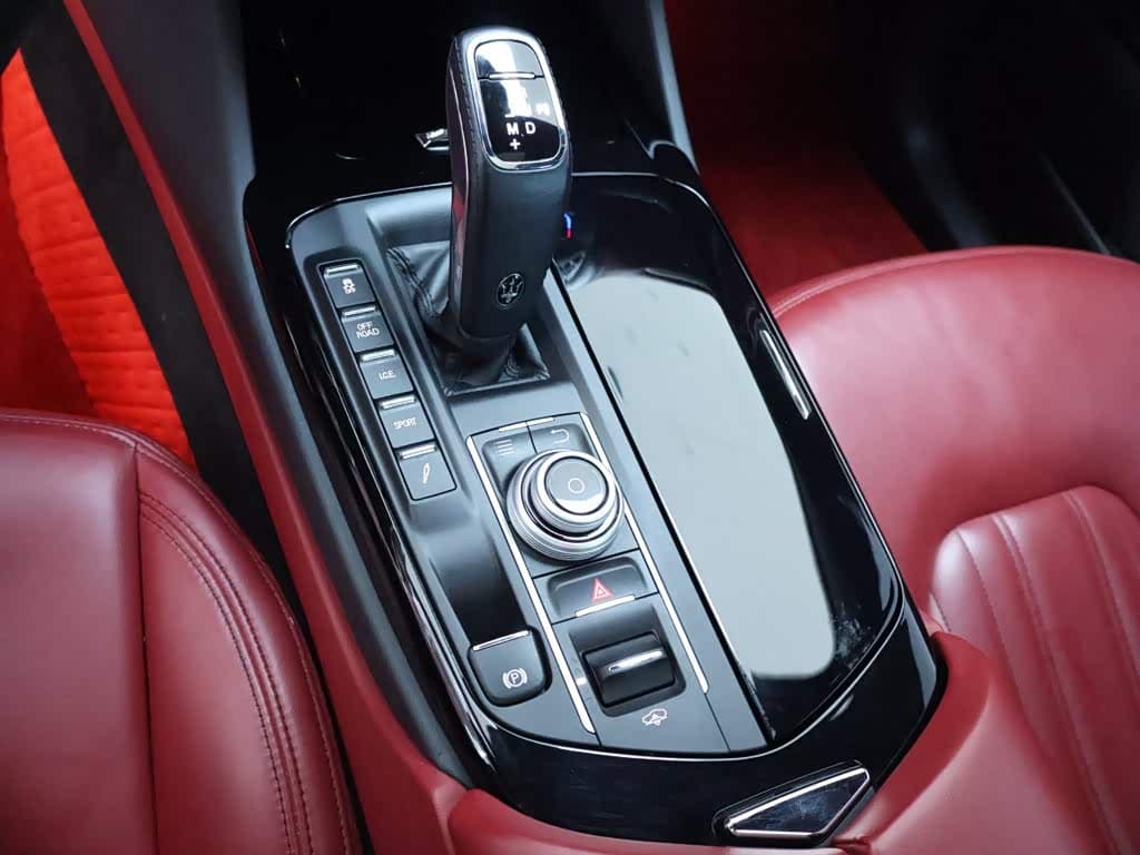 Maserati Levante 2021 — Фото 12/20