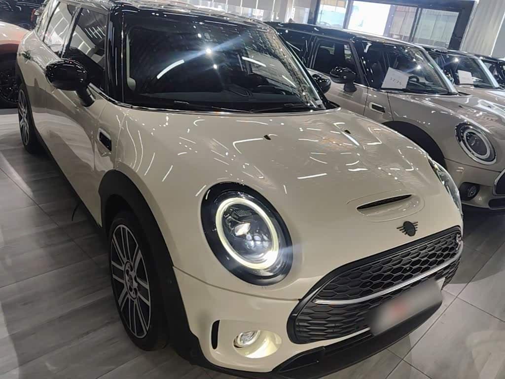MINI CLUBMAN 2022 — Фото 3/20