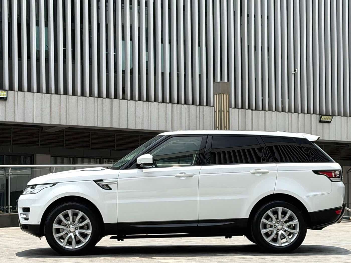 Land Rover Range Rover Sport 2014 — Фото 7/9