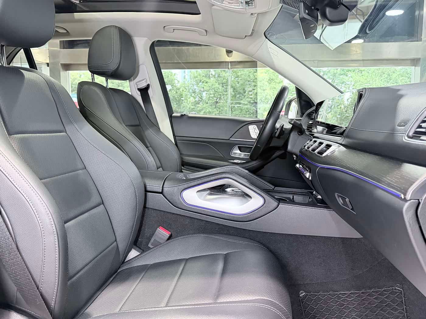 Mercedes-Benz GLE 2021 — Фото 19/20