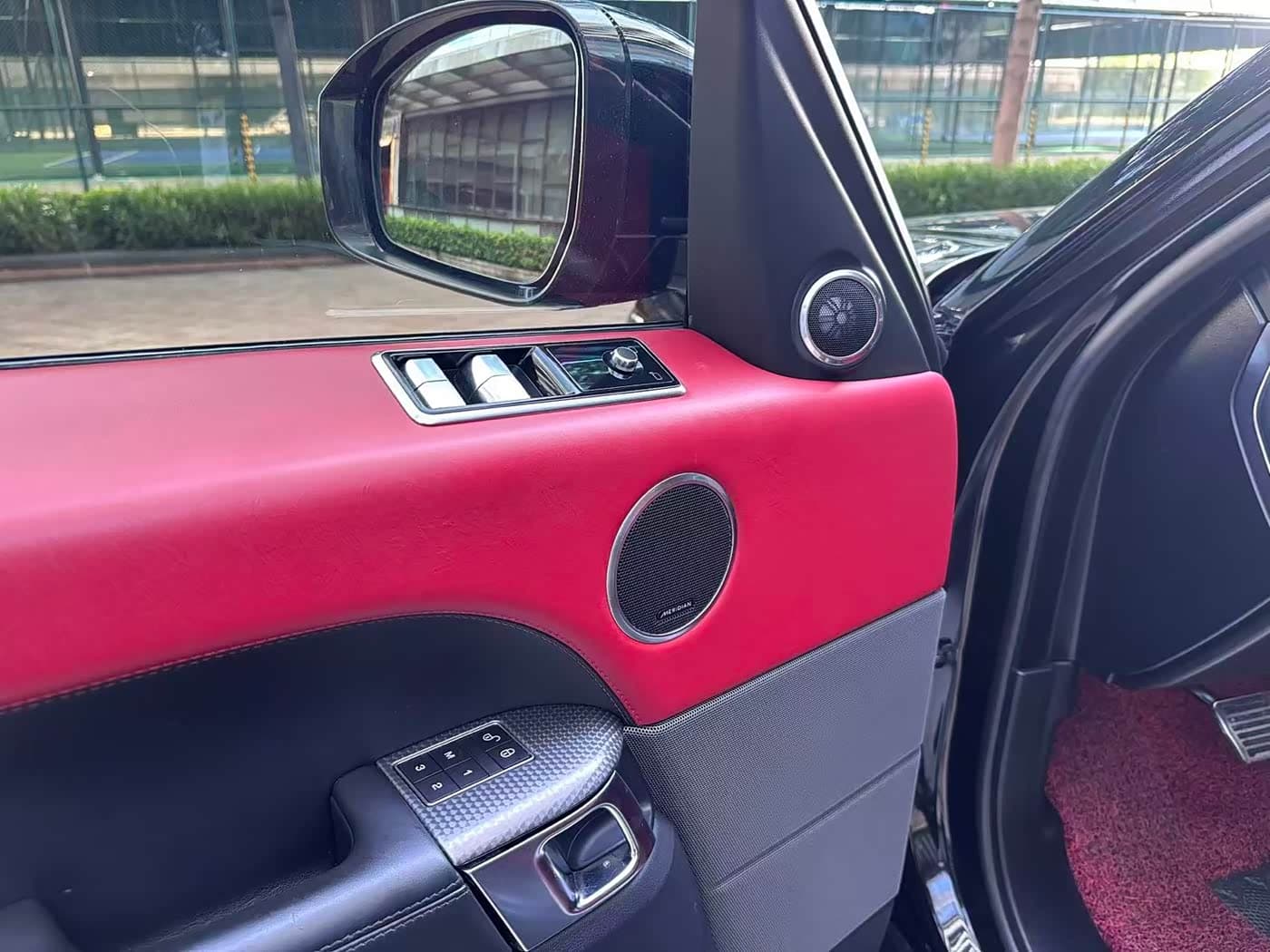 Land Rover Range Rover Sport 2019 — Фото 11/20