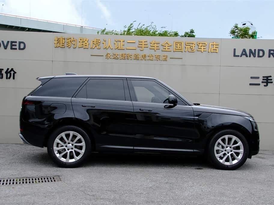 Land Rover Range Rover Sport 2026 — Фото 9/20