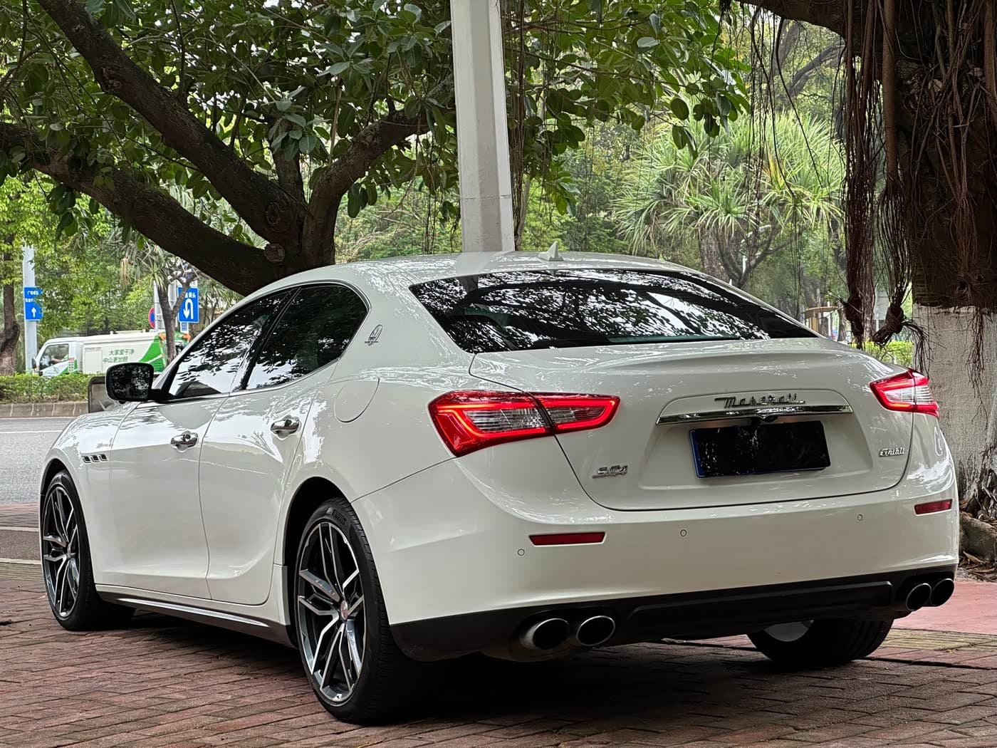Maserati Ghibli 2016 — Фото 4/9