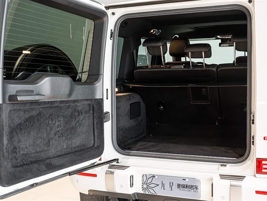 Mercedes-Benz G-Class 2020 — Фото 18/20