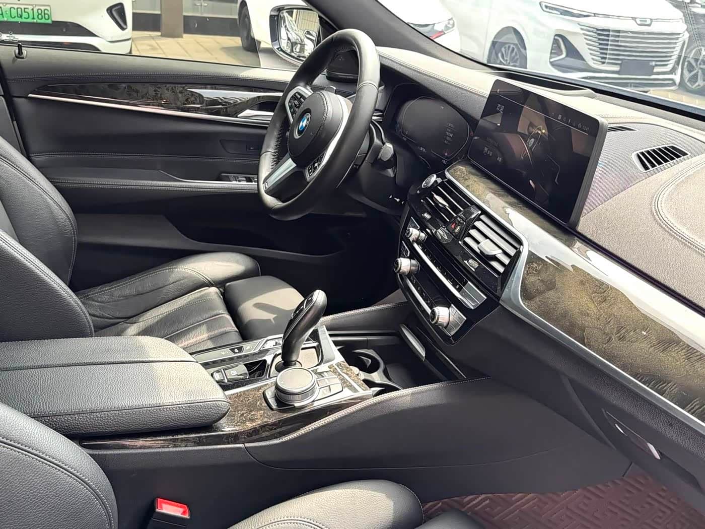 BMW 6 Series GT 2021 — Фото 6/9