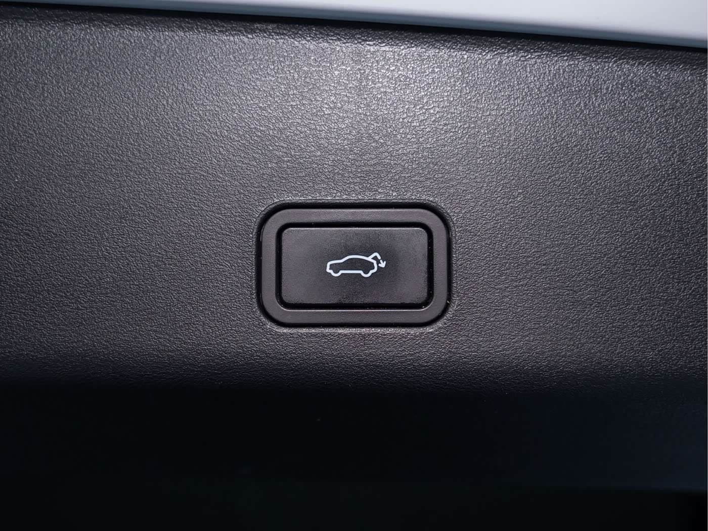 Geely Xingyue L 2023 — Фото 18/20