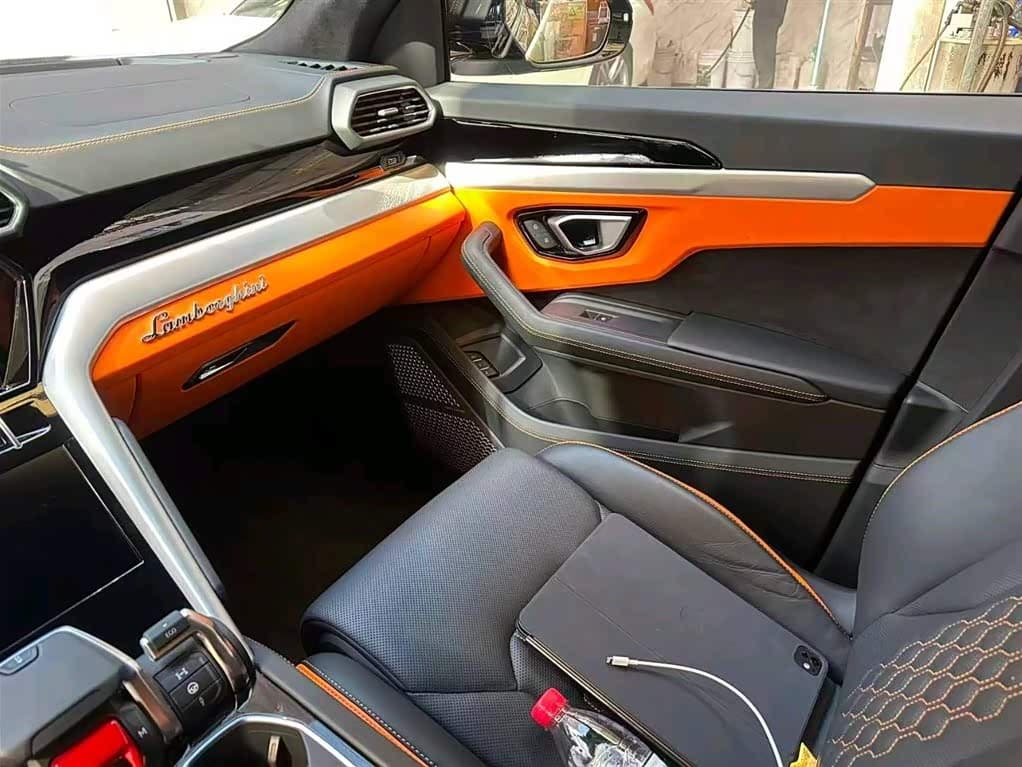 Lamborghini Urus 2024 — Фото 8/10
