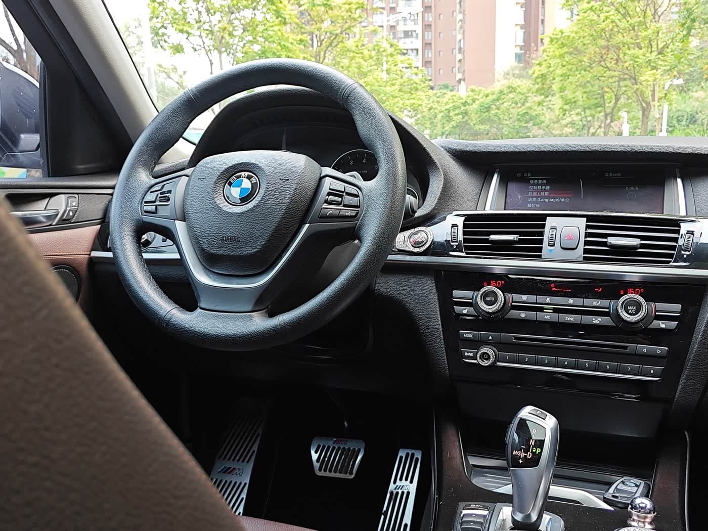 BMW X4 2016 — Фото 7/18