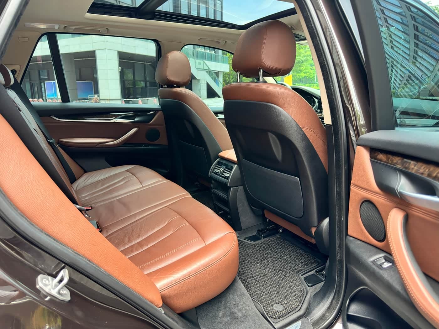 BMW X5 2016 — Фото 12/20