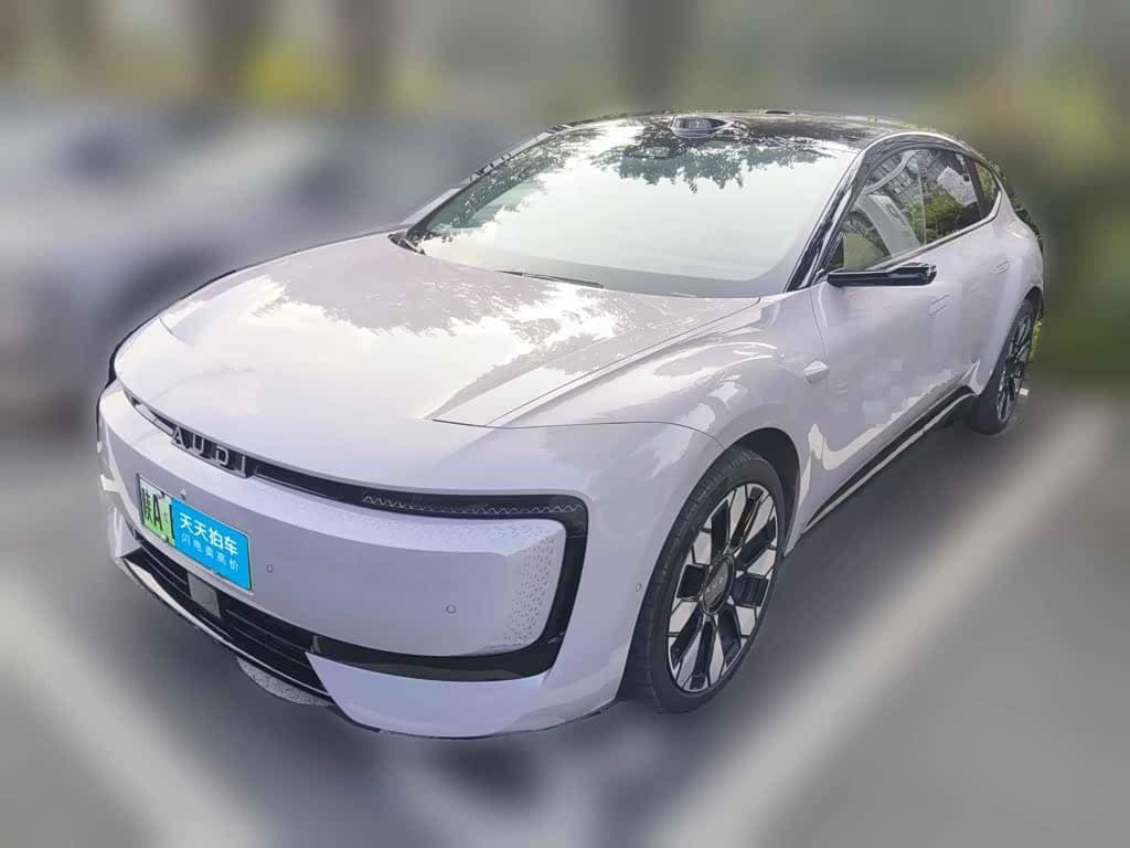 Audi E5 Sportback 2025 — Фото 1/13
