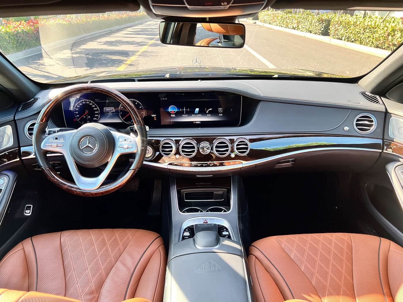 Mercedes-Benz Maybach S-Class 2021 — Фото 7/15