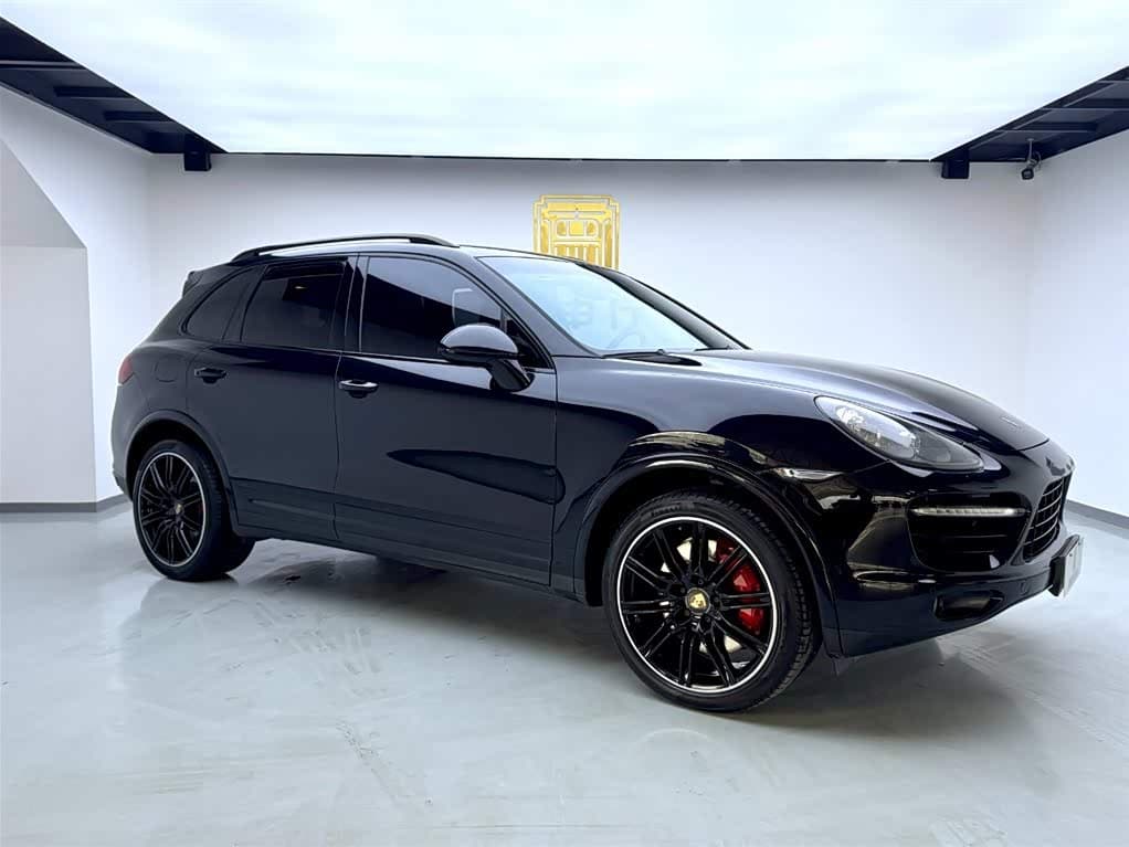 Porsche Cayenne 2013 — Фото 3/20