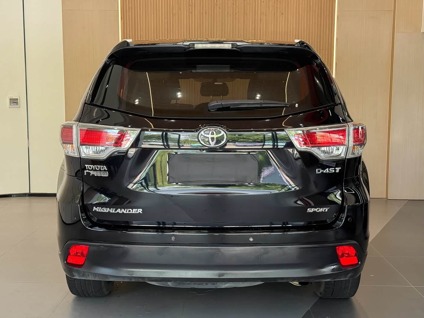 Toyota Highlander 2016 — Фото 20/20