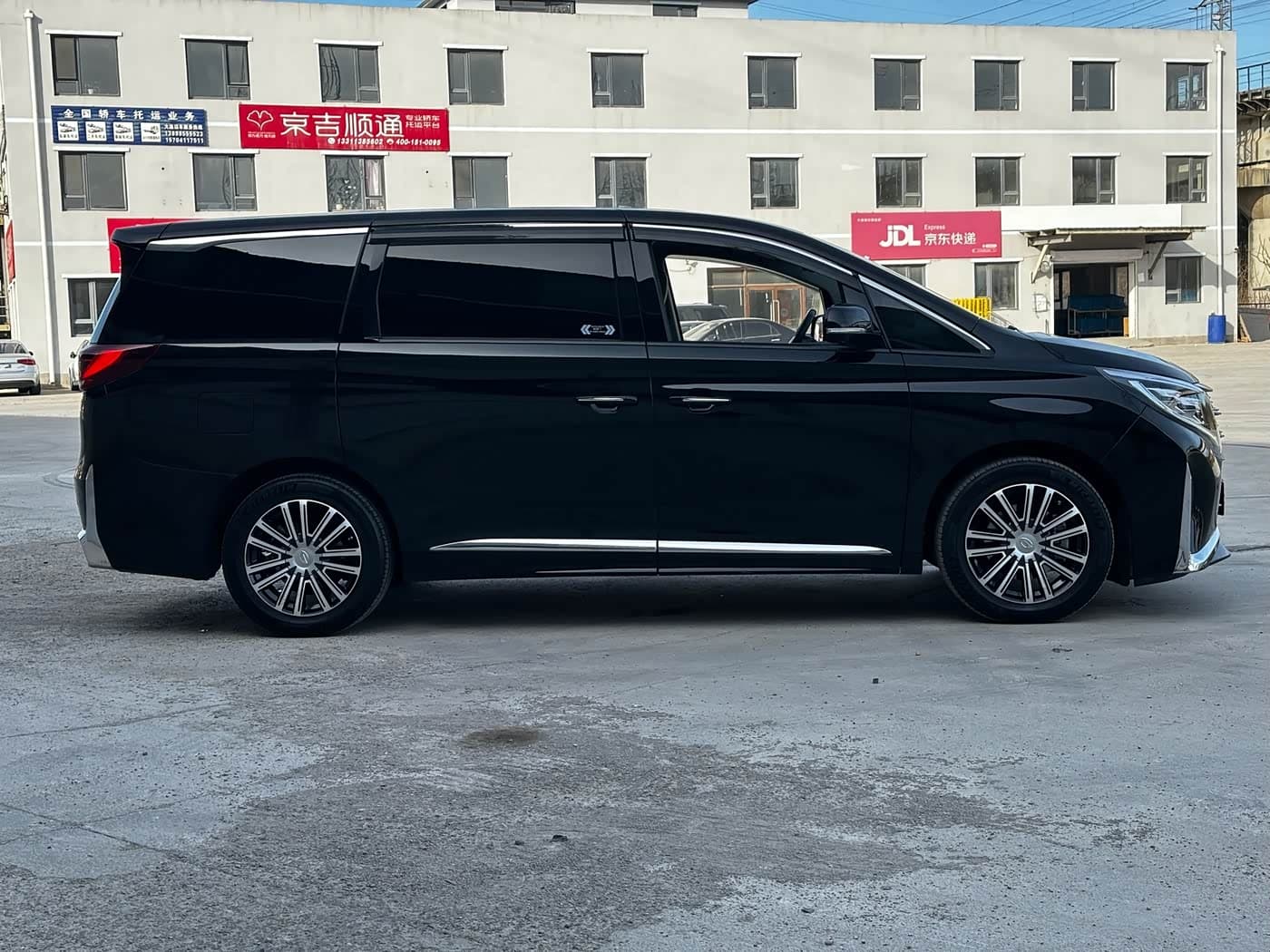 GAC Trumpchi Trumpchi M8 2022 — Фото 4/13