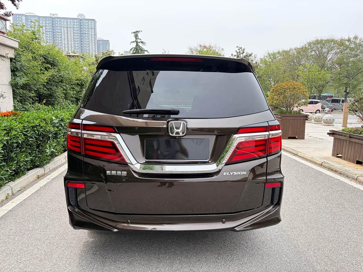 Honda Elysion 2018 — Фото 8/9
