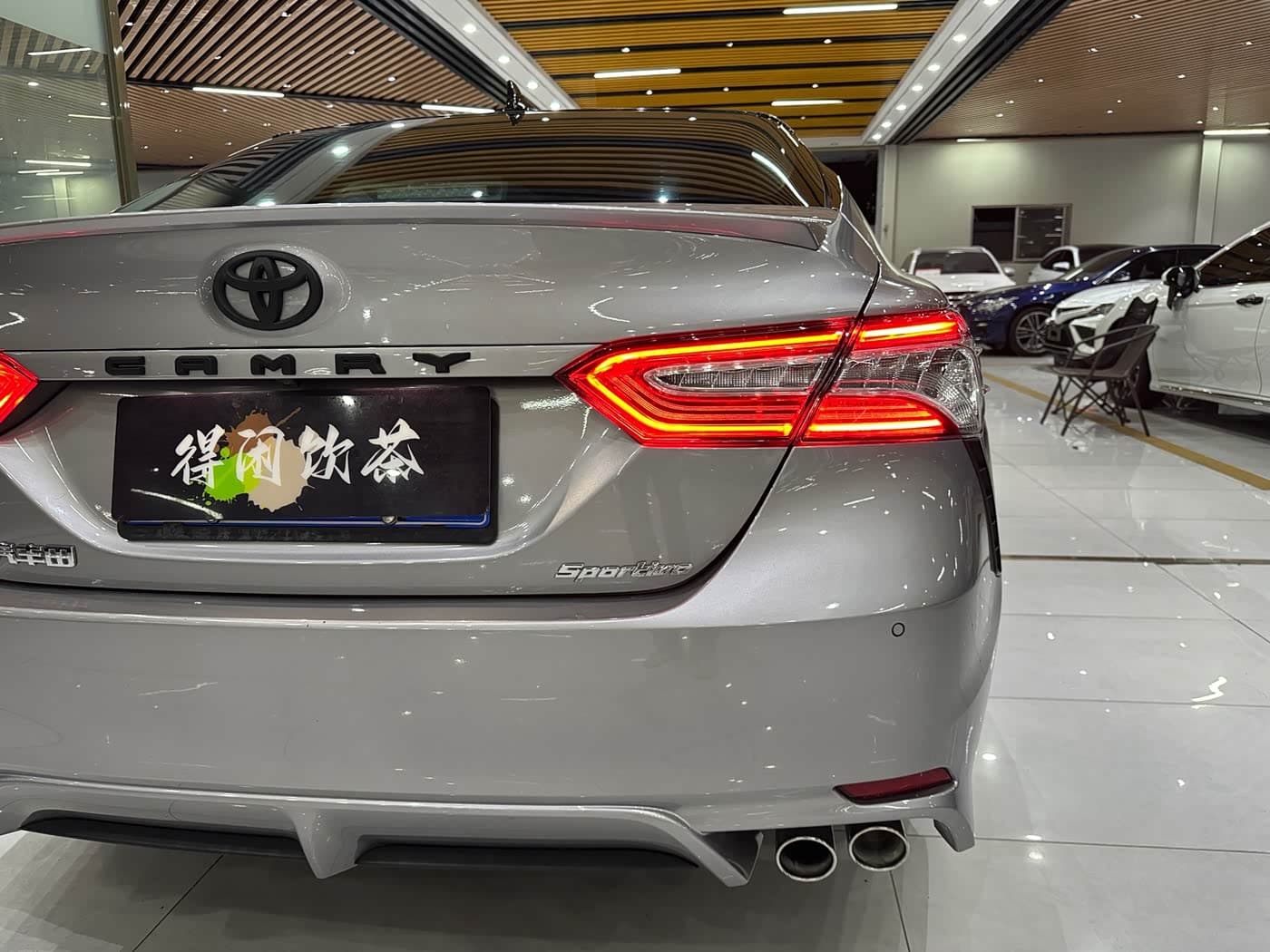 Toyota Camry 2021 — Фото 19/20