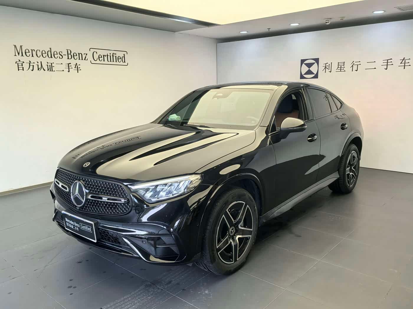 Mercedes-Benz GLC Coupe 2024 — Фото 1/18