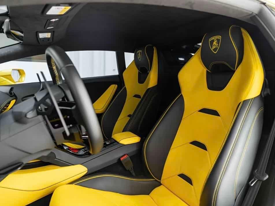Lamborghini Huracán 2020 — Фото 7/7