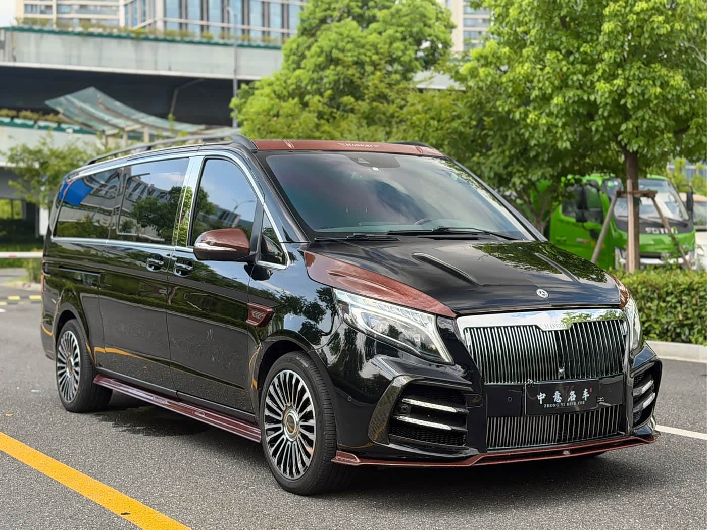 Mansory V-Class 2021 — Фото 3/20