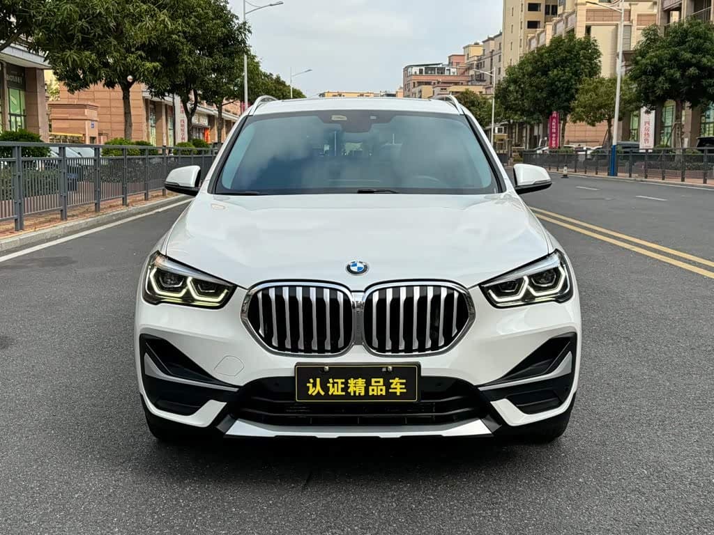 BMW X1 2020 — Фото 2/20